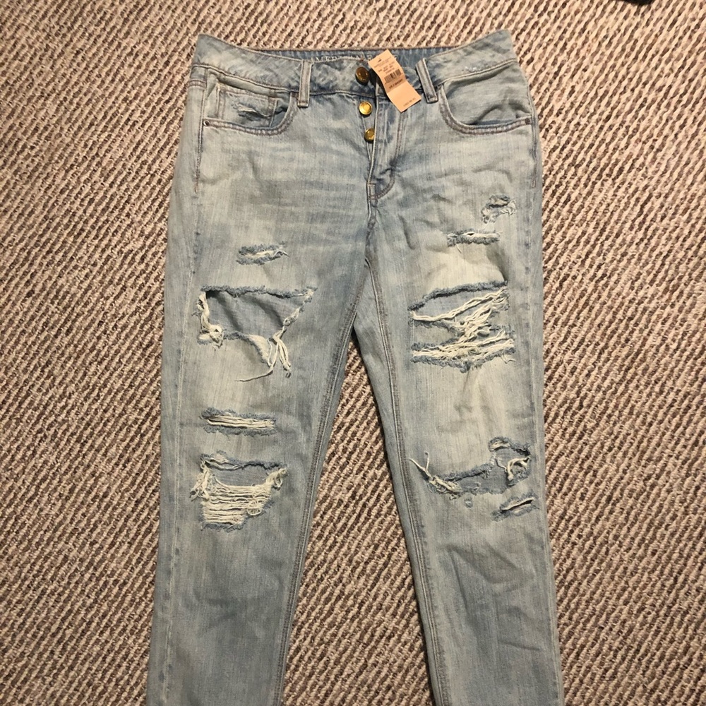 American Eagle Ripped Light Wash Boyfriend Jeans